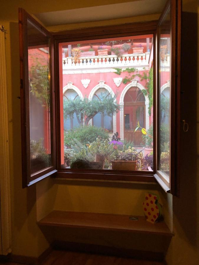 Casa Isotta Bed & Breakfast กวาร์ตู ซานเตเลนา ภายนอก รูปภาพ